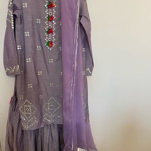 Pakistani/Indian gharara shirt-new-by Limelight